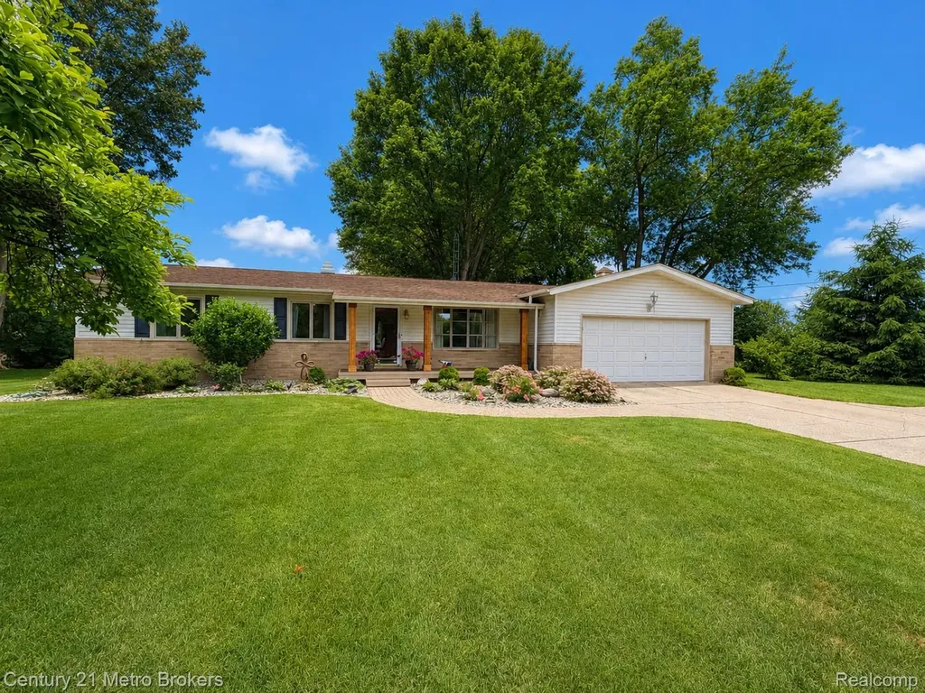 3259 N Seymour Road Flushing Charter Township MI 48433