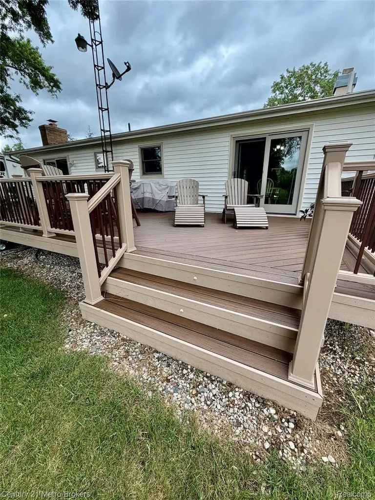 3259 N Seymour Road Flushing Charter Township MI 48433