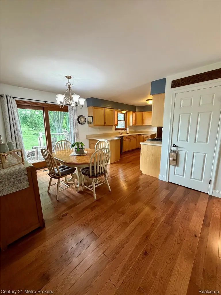 3259 N Seymour Road Flushing Charter Township MI 48433