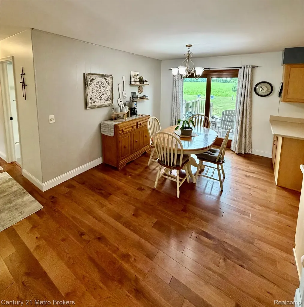 3259 N Seymour Road Flushing Charter Township MI 48433