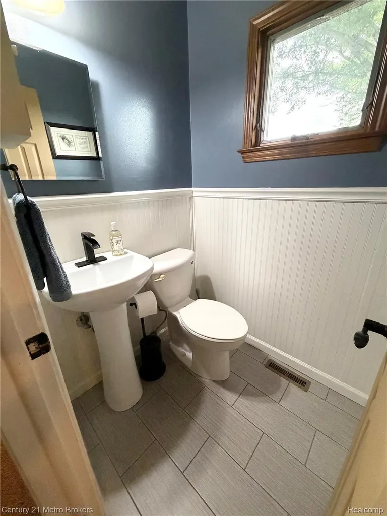 3259 N Seymour Road Flushing Charter Township MI 48433