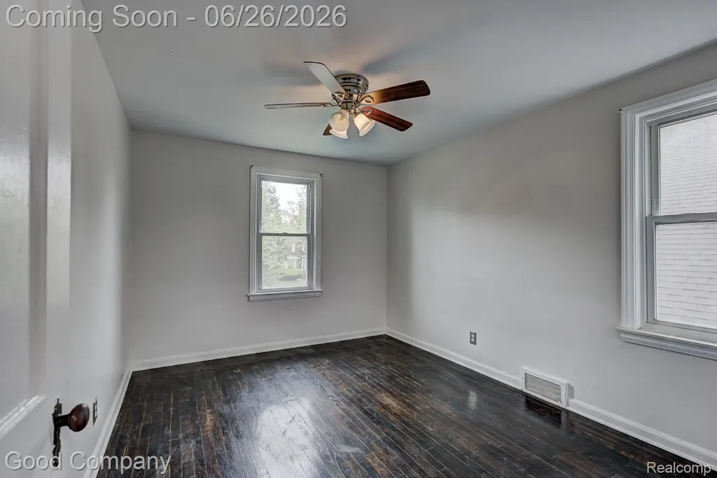 20259 Warrington Drive Detroit City MI 48221