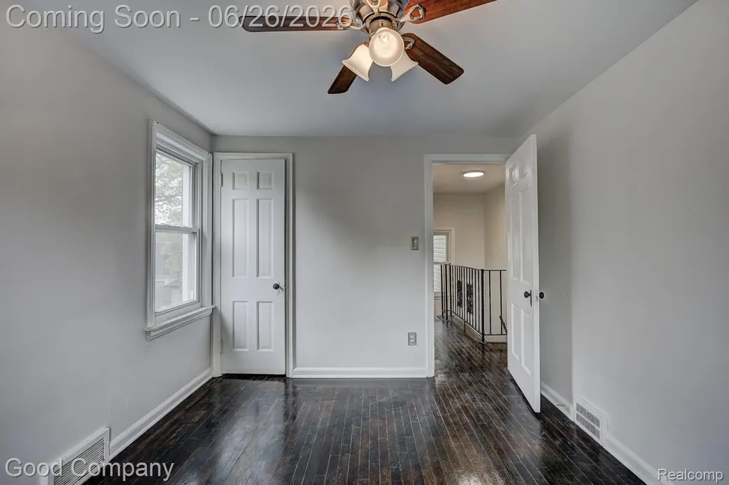 20259 Warrington Drive Detroit City MI 48221
