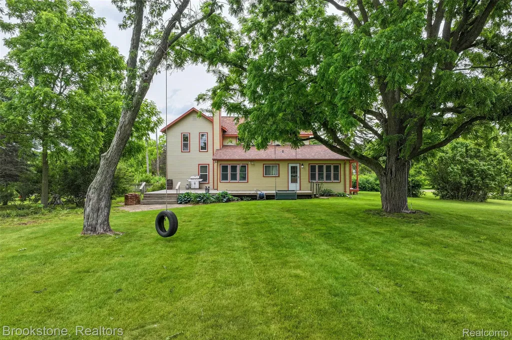 12152 Hoisington Road N Argentine Township MI 48436