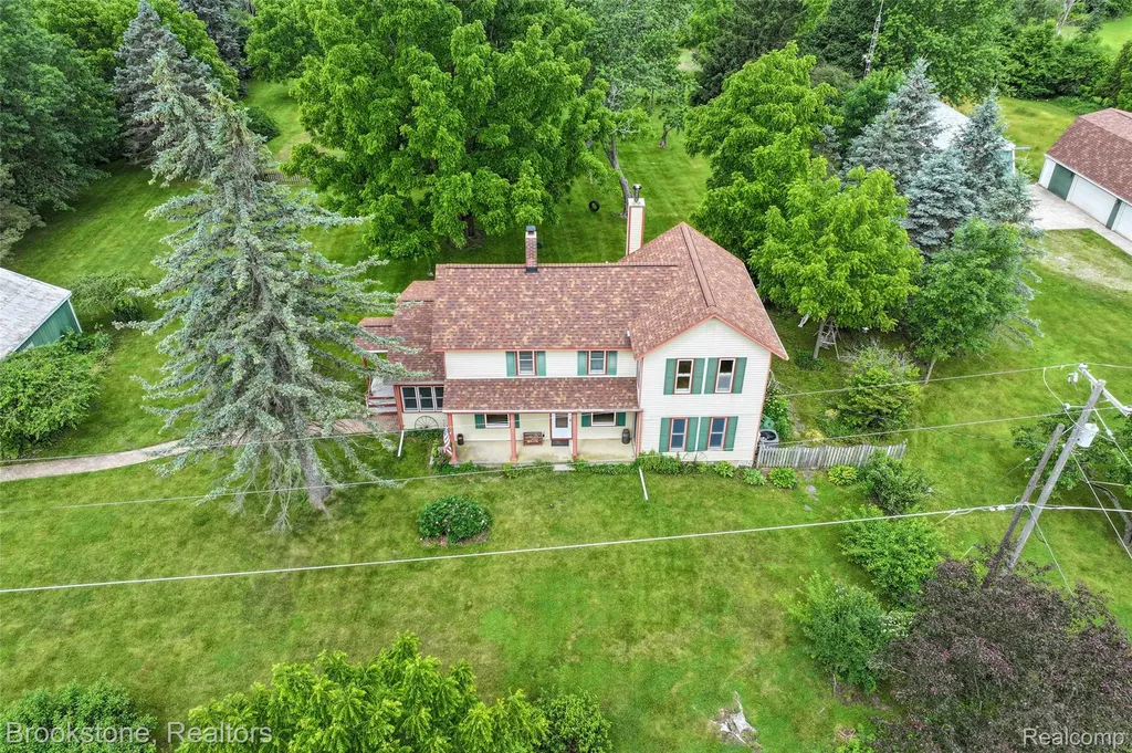 12152 Hoisington Road N Argentine Township MI 48436