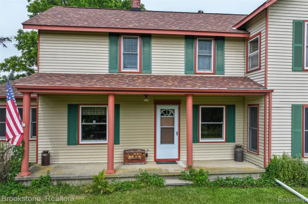 12152 Hoisington Road N Argentine Township MI 48436
