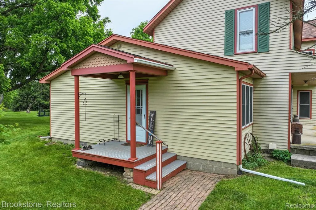 12152 Hoisington Road N Argentine Township MI 48436