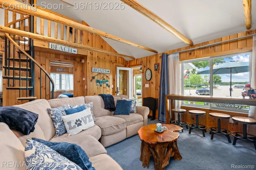 5286 Edgelake Drive Hamburg Township MI 48169
