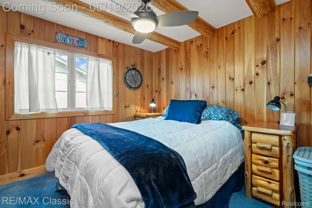 5286 Edgelake Drive Hamburg Township MI 48169