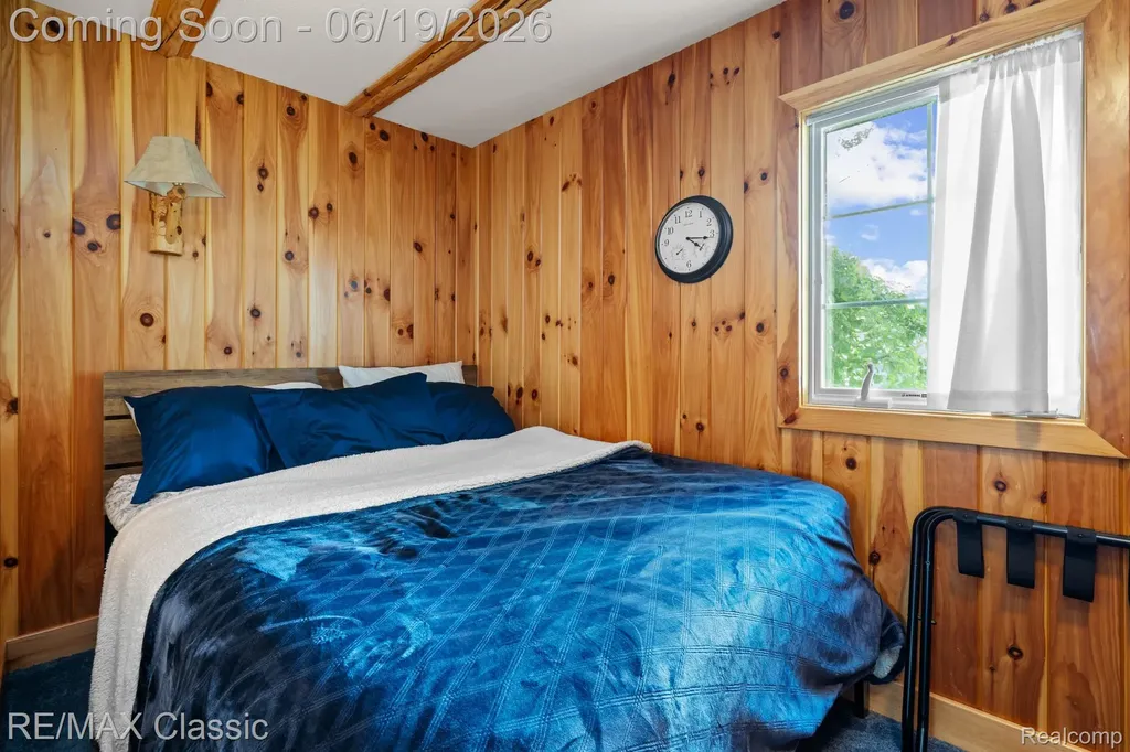 5286 Edgelake Drive Hamburg Township MI 48169