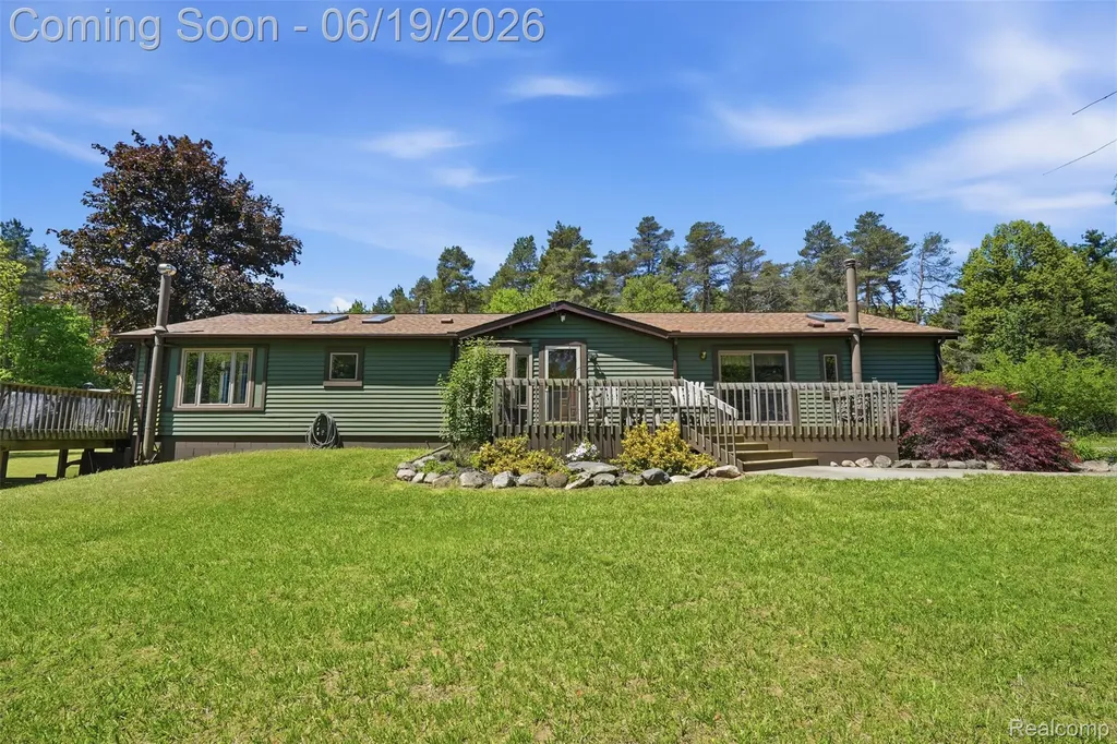 3167 Roods Lake Road Mayfield Township MI 48446