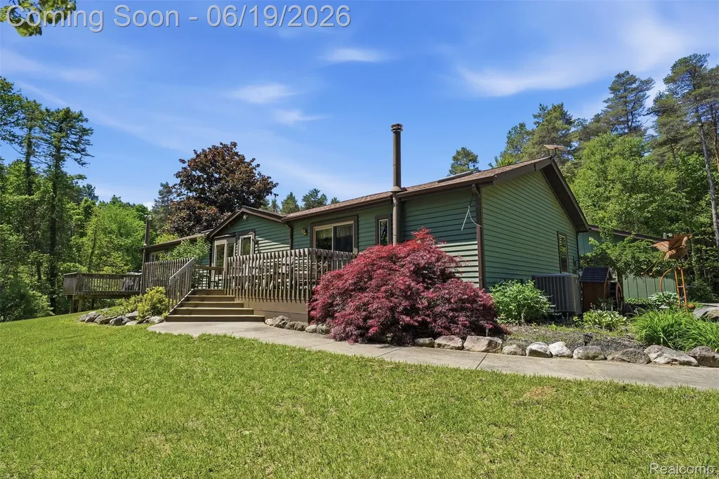 3167 Roods Lake Road Mayfield Township MI 48446