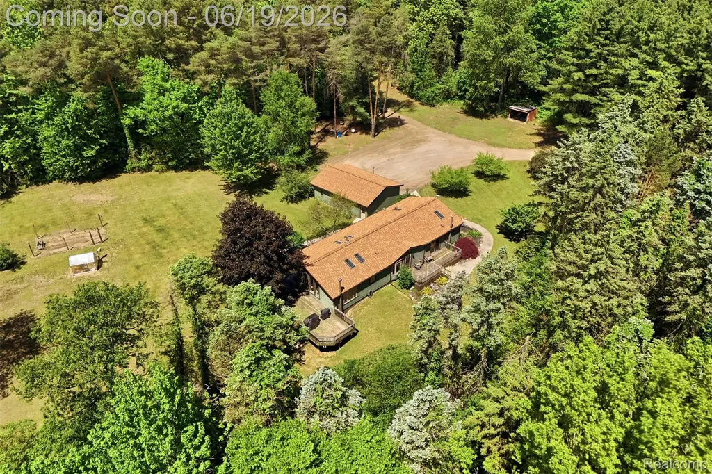 3167 Roods Lake Road Mayfield Township MI 48446