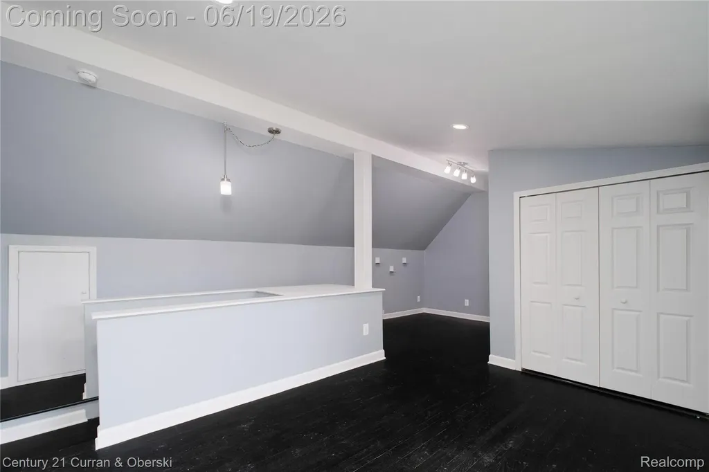 13631 Labelle Street Oak Park City MI 48237