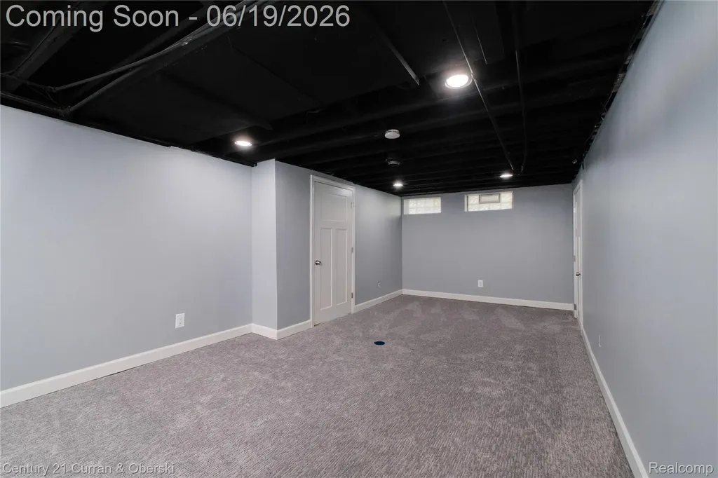 13631 Labelle Street Oak Park City MI 48237