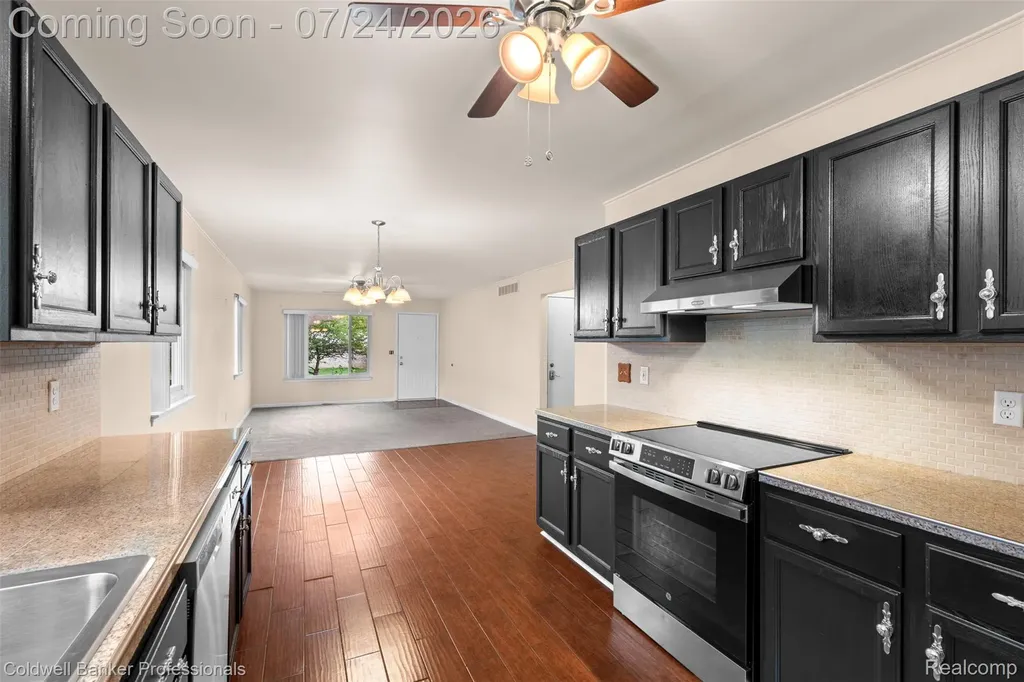 6371 W Morgan Circle W Westland City MI 48185