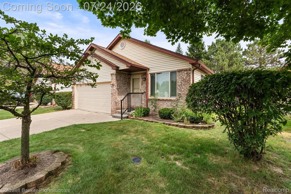 6371 W Morgan Circle W Westland City MI 48185