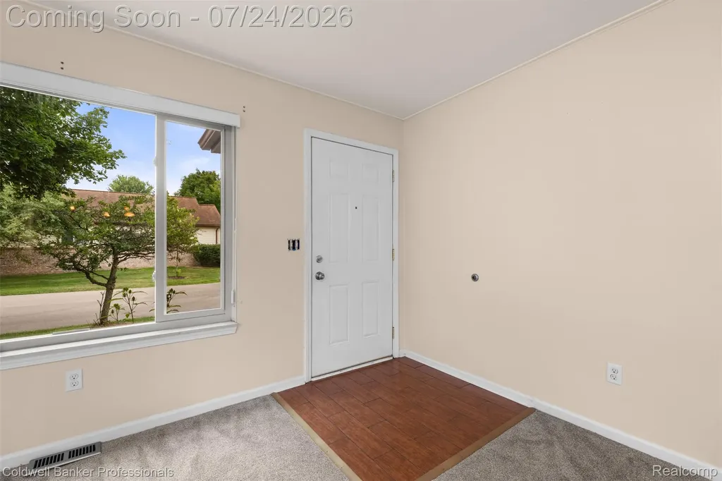 6371 W Morgan Circle W Westland City MI 48185
