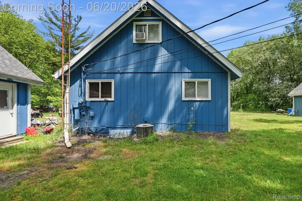 1699 Ditty Road Kimball Township MI 48074