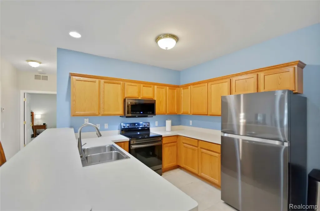 14246 Moravian Manor Circle Sterling Heights City MI 48312