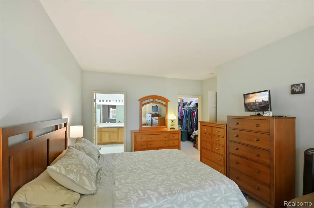 14246 Moravian Manor Circle Sterling Heights City MI 48312