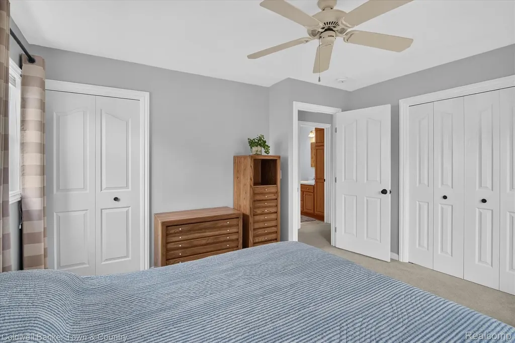 5619 Dogwood Street Leoni Township MI 49201