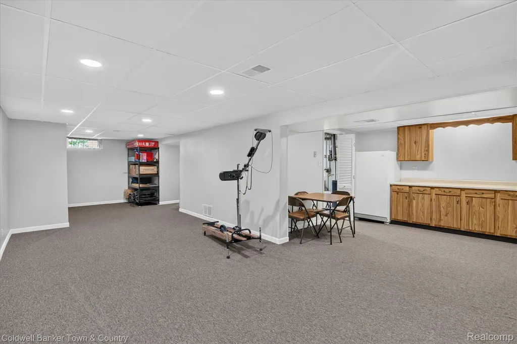 5619 Dogwood Street Leoni Township MI 49201