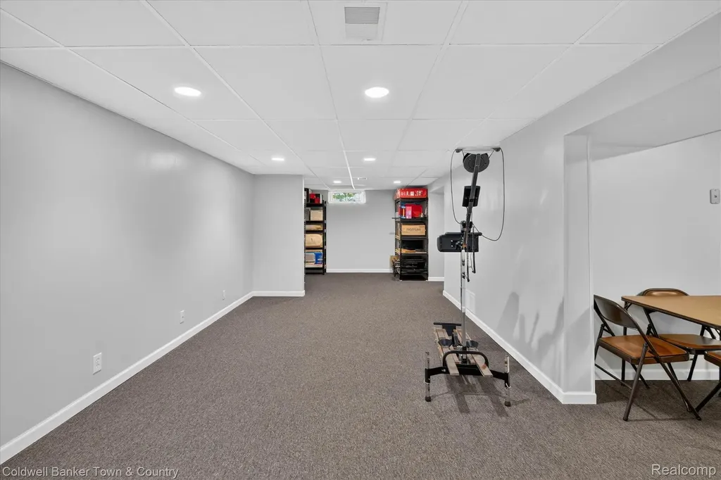 5619 Dogwood Street Leoni Township MI 49201