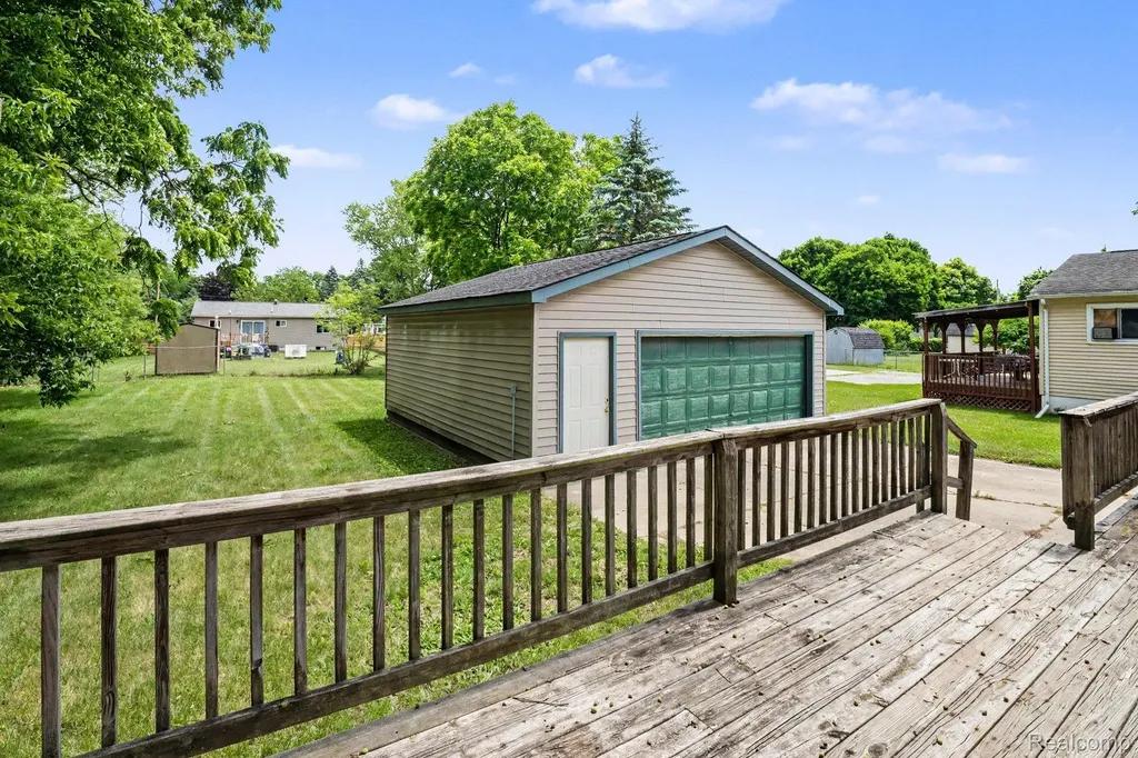 821 Isham Street Owosso City MI 48867