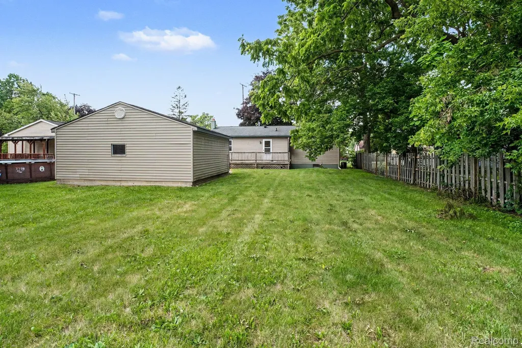 821 Isham Street Owosso City MI 48867