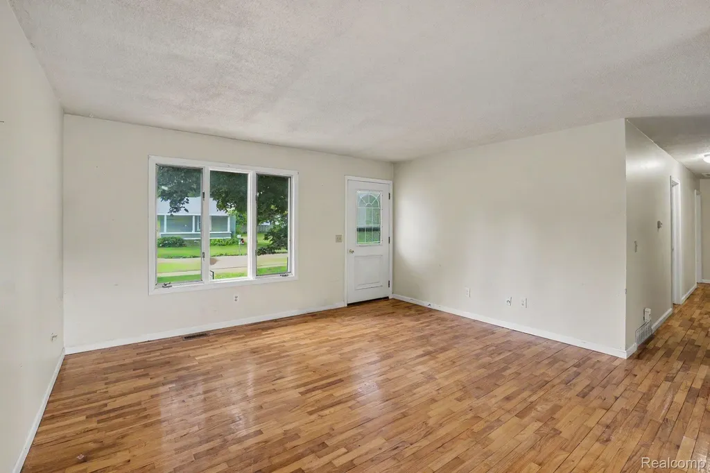 821 Isham Street Owosso City MI 48867