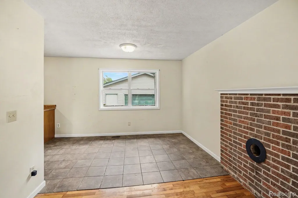 821 Isham Street Owosso City MI 48867