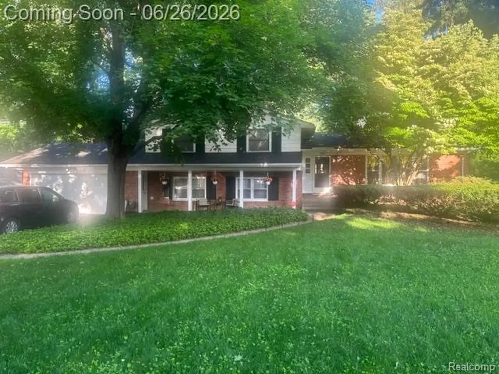 6826 Spruce Drive Bloomfield Hills City MI 48301