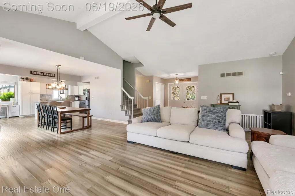 5277 Waterview Drive West Bloomfield Charter Township MI 48323