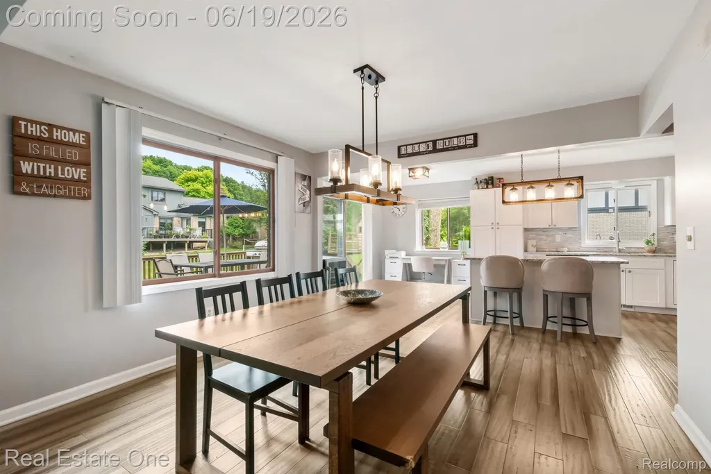 5277 Waterview Drive West Bloomfield Charter Township MI 48323