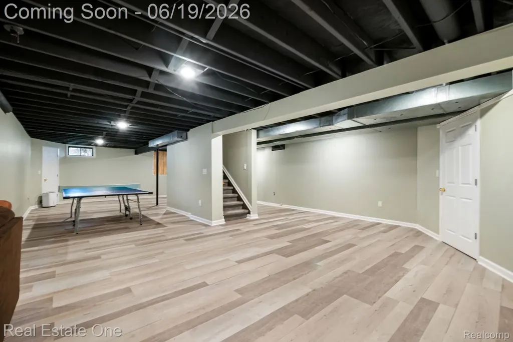 5277 Waterview Drive West Bloomfield Charter Township MI 48323