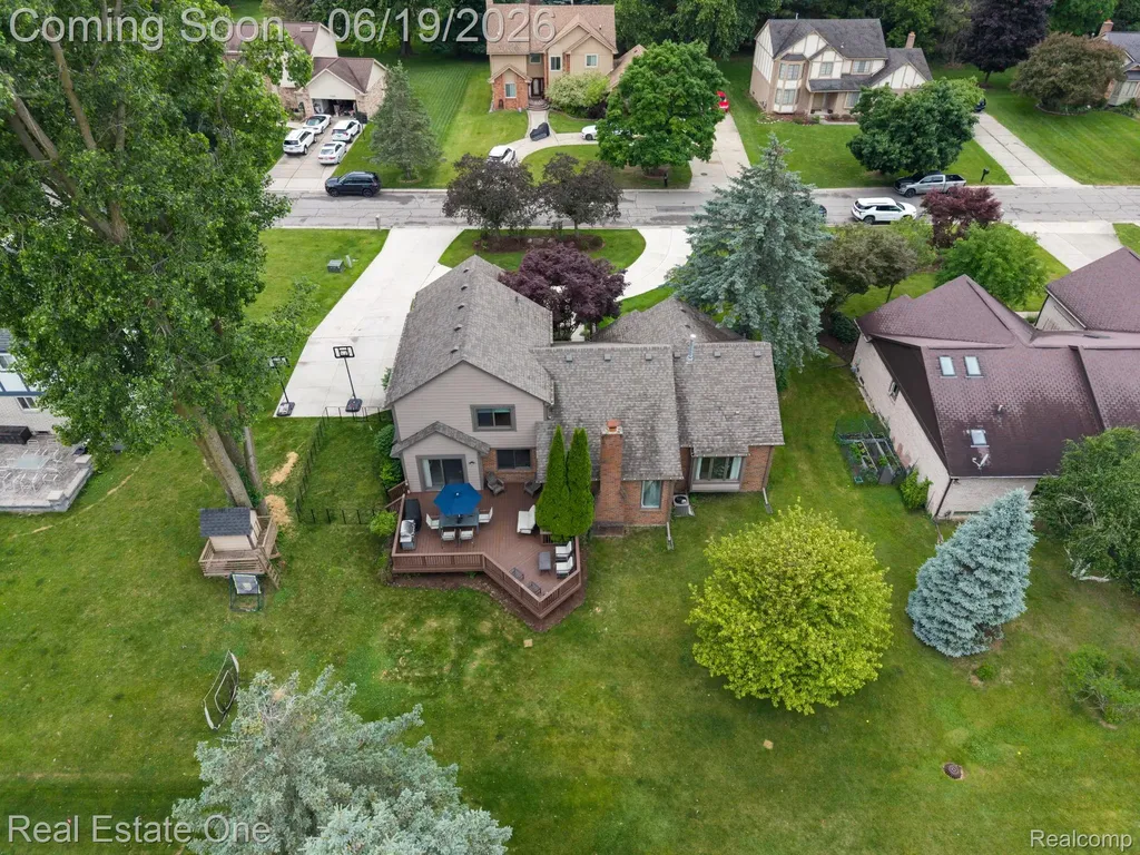 5277 Waterview Drive West Bloomfield Charter Township MI 48323