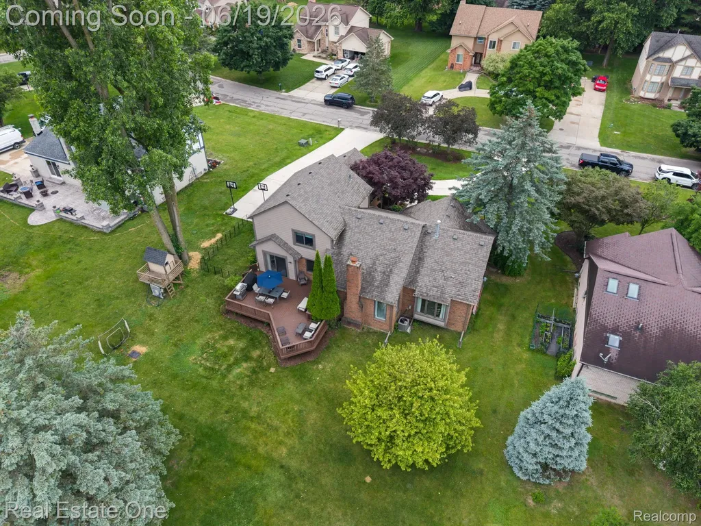 5277 Waterview Drive West Bloomfield Charter Township MI 48323