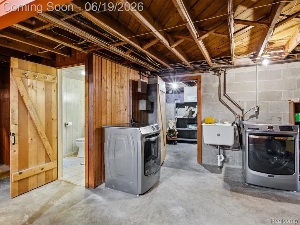3431 Sherman Court Port Huron City MI 48060