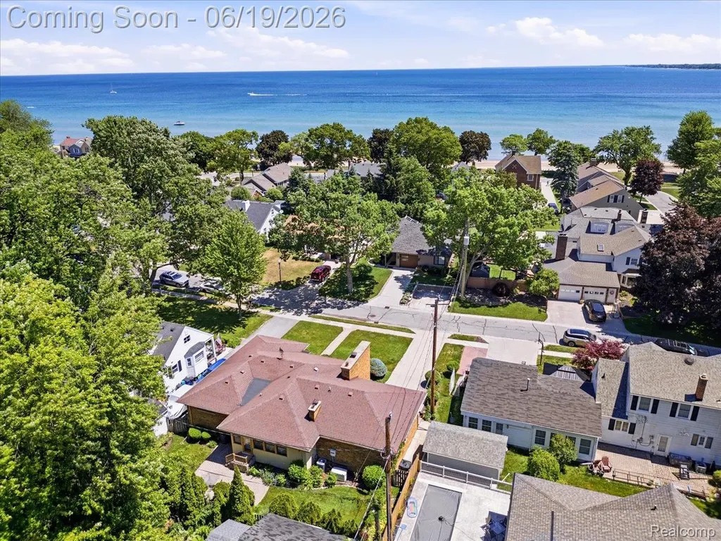 3431 Sherman Court Port Huron City MI 48060