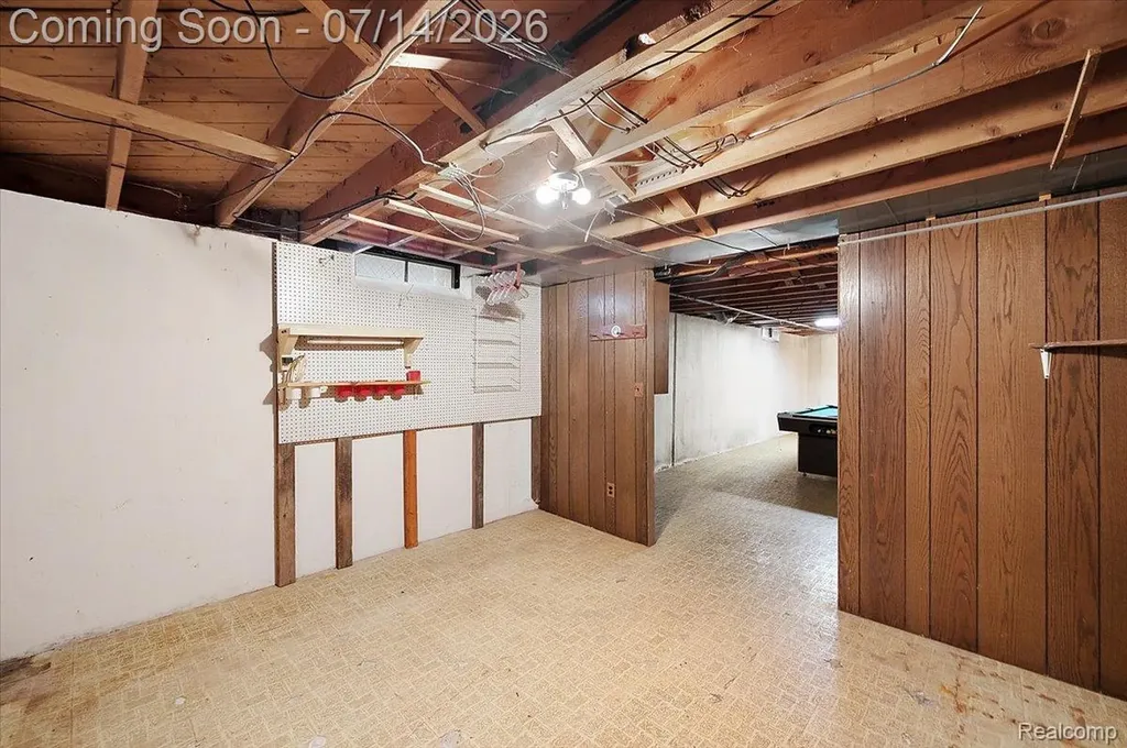 20323 Cedar Street St. Clair Shores City MI 48081