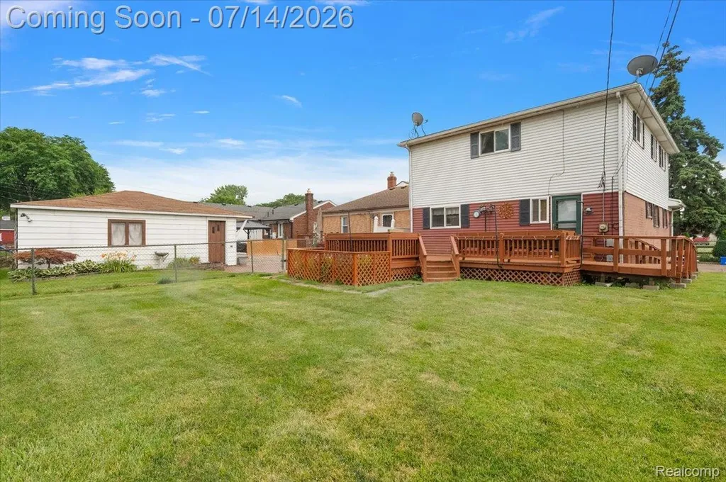 20323 Cedar Street St. Clair Shores City MI 48081