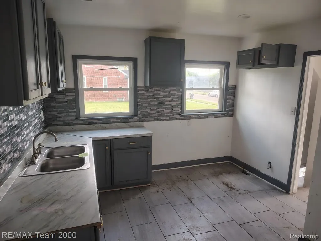 8860 Appoline Street Detroit City MI 48228