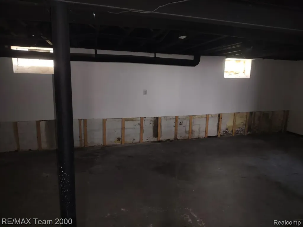 8860 Appoline Street Detroit City MI 48228