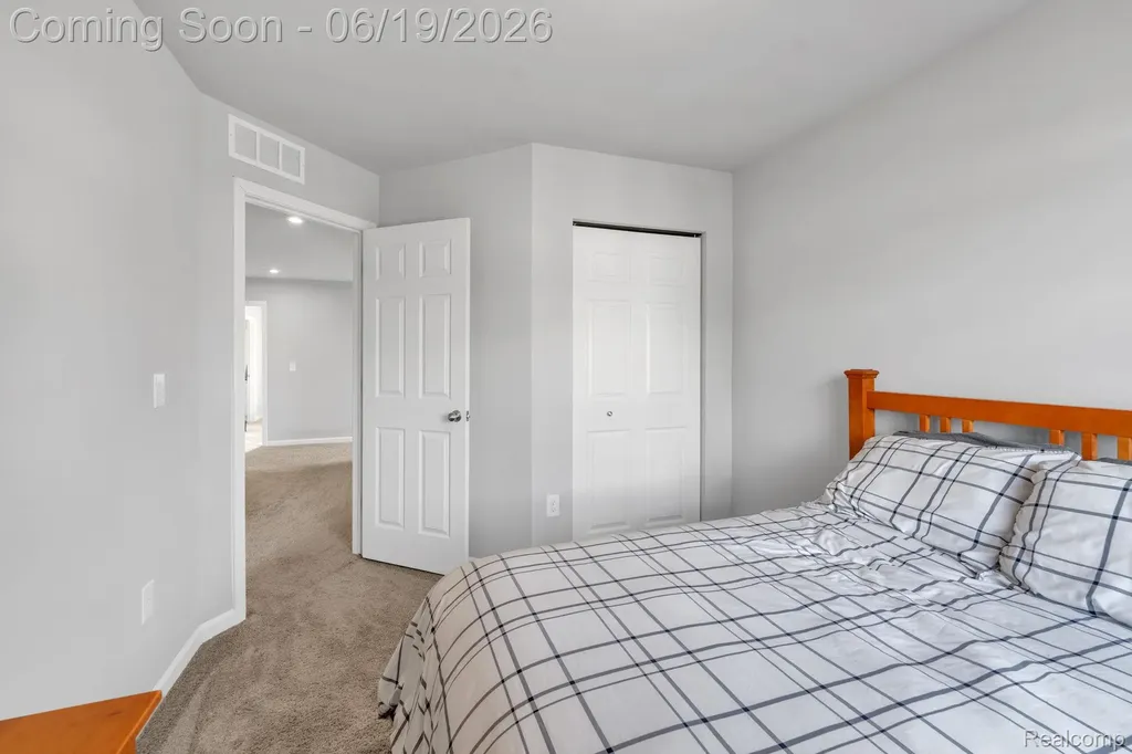 2907 Jordan River Drive Handy Township MI 48836