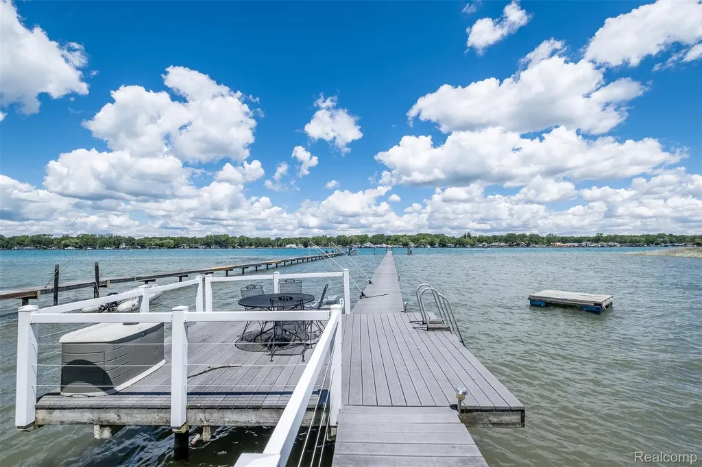 2100 N Channel Drive Clay Township MI 48028