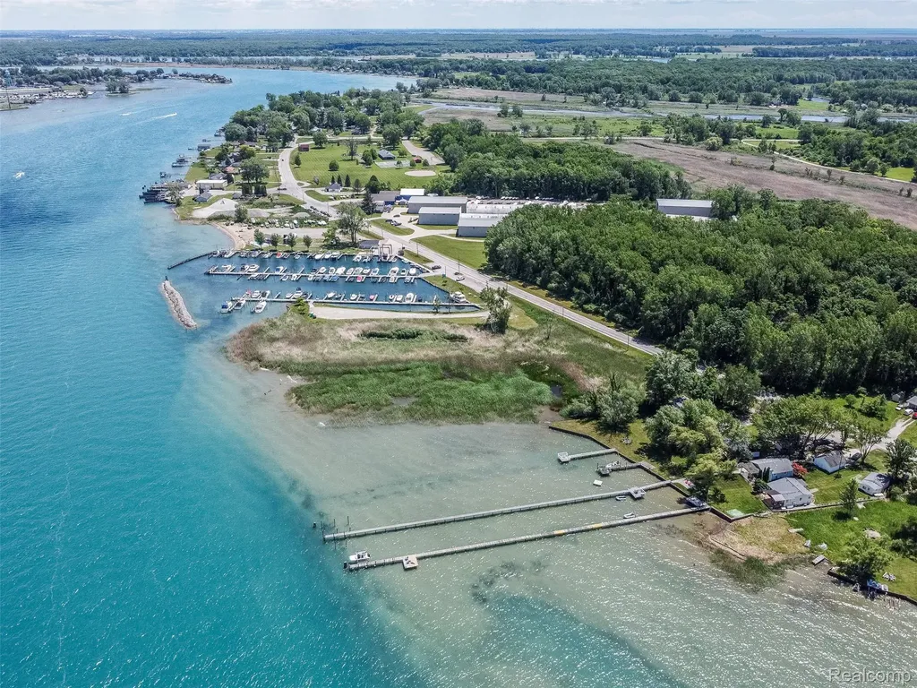 2100 N Channel Drive Clay Township MI 48028