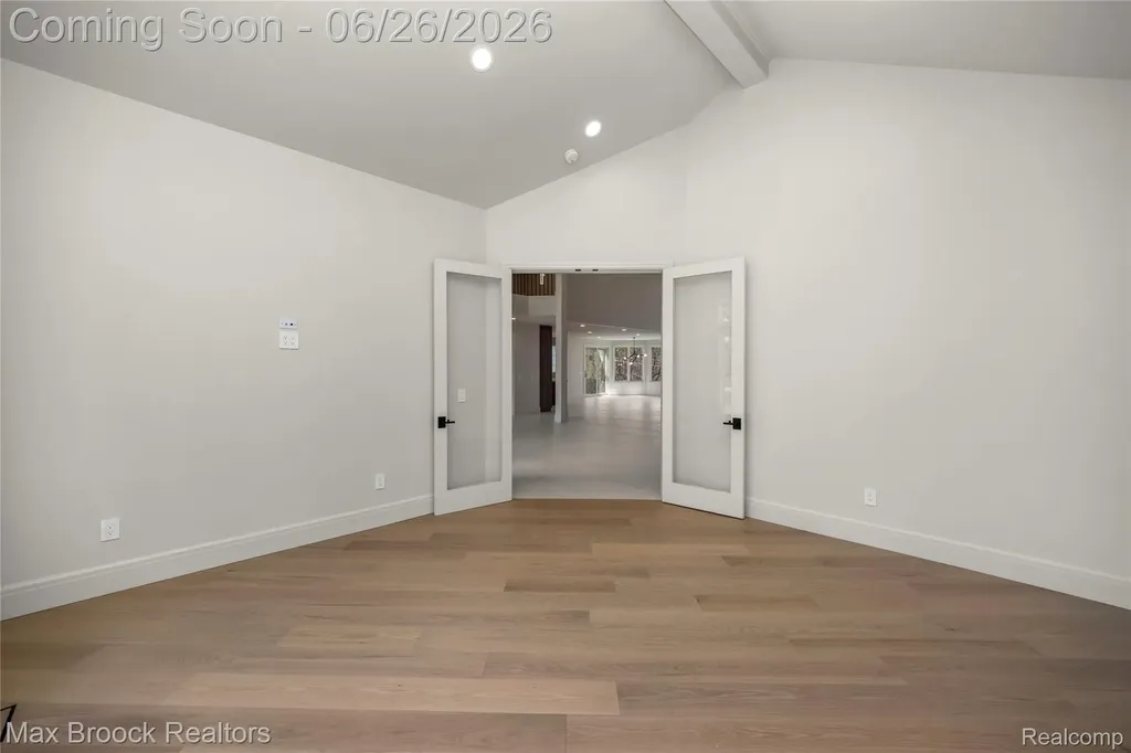 1888 W Tahquamenon Court Bloomfield Hills City MI 48302