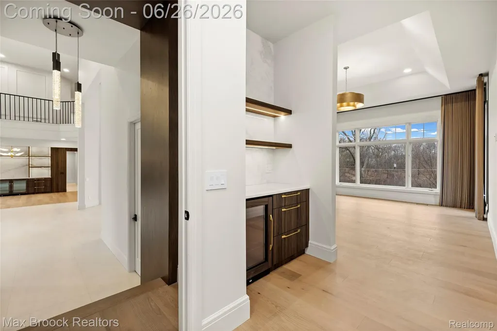 1888 W Tahquamenon Court Bloomfield Hills City MI 48302