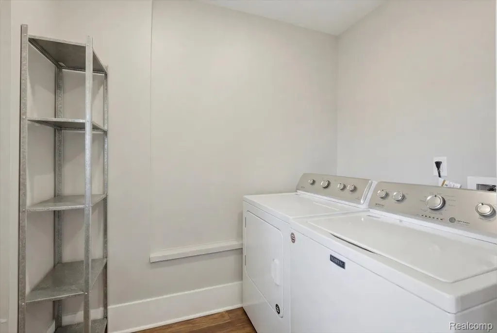 707 S Laurel Street Royal Oak City MI 48067